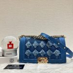 HB10957 Chanel denium limited edition 2019 with card