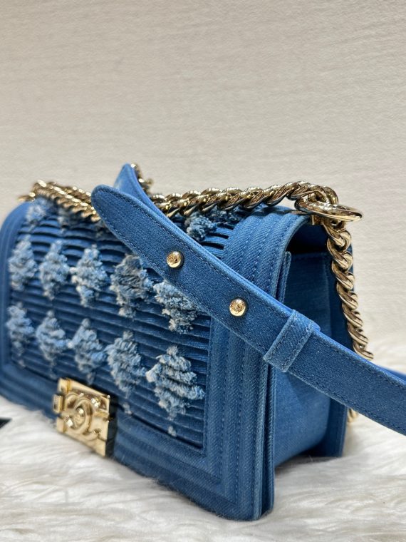 HB10957 Chanel denium limited edition 2019 with card