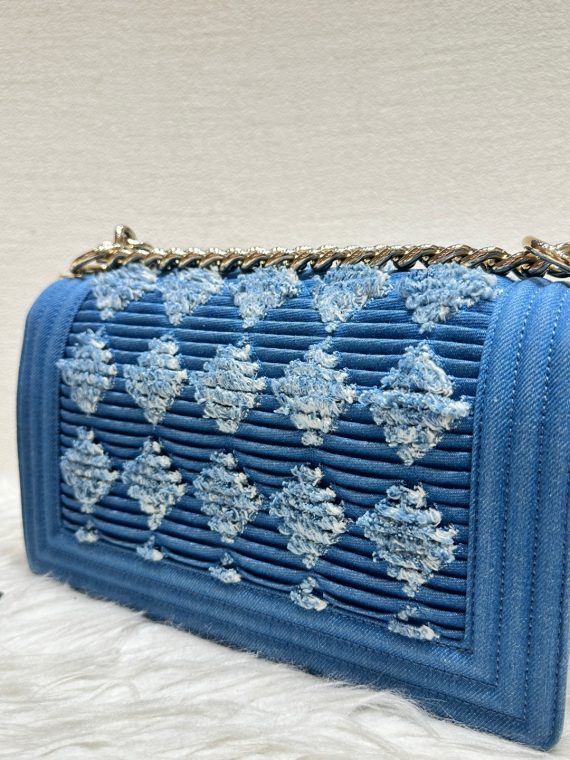 HB10957 Chanel denium limited edition 2019 with card