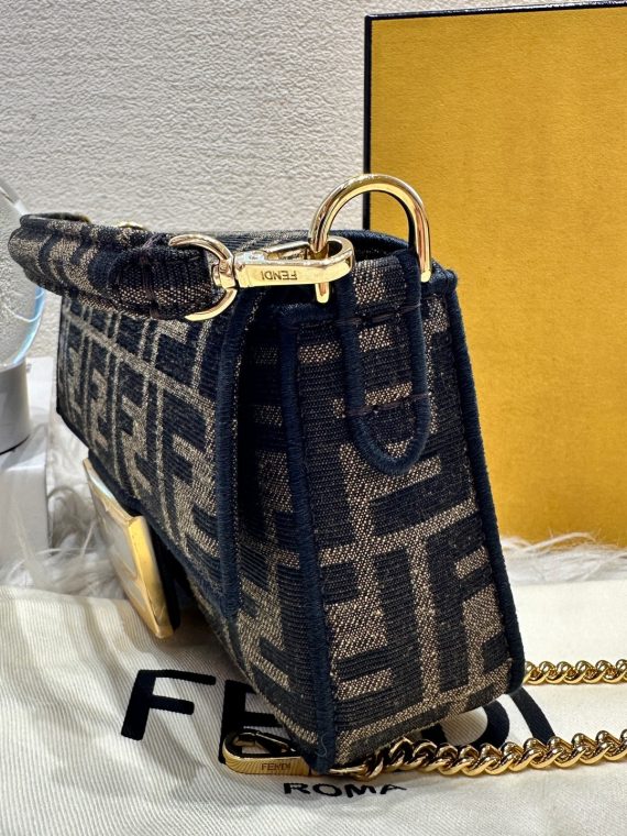 HB11876 FENDI mini baguatte 2024