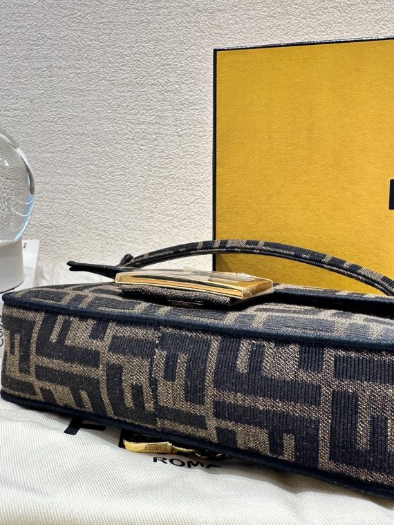 HB11876 FENDI mini baguatte 2024