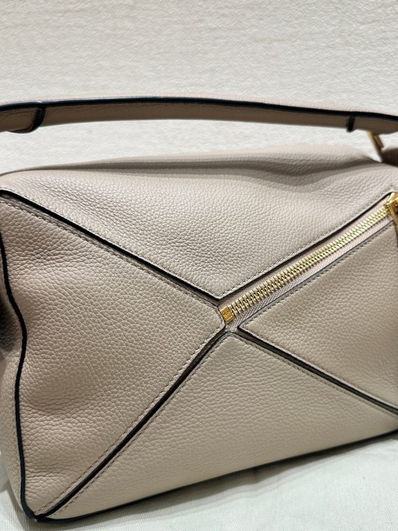 HB20150 Loewe puzzle small 2023 sand