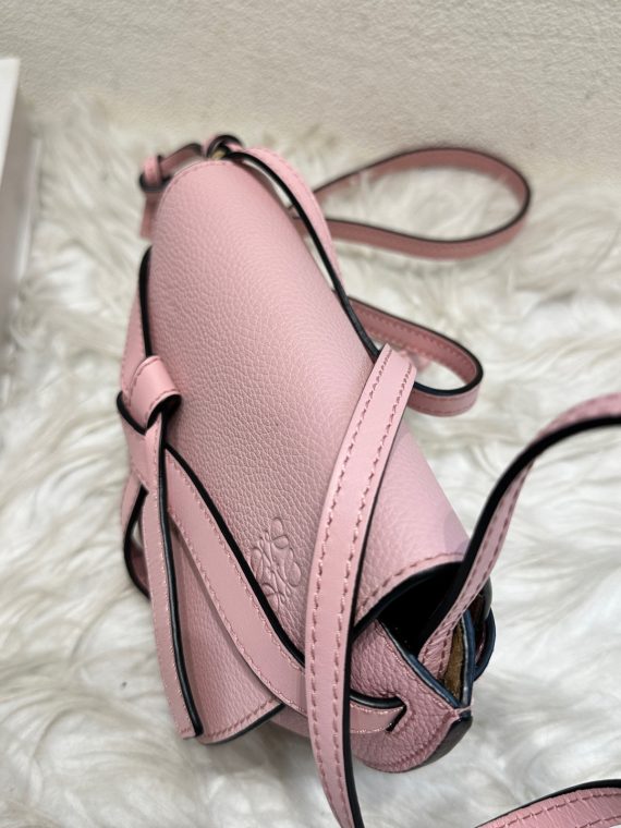 HB20236 Loewe mini gate pink 2020