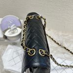 HB20432 Chanel new condition caviar classic flap bag medium 2024 full set