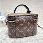 HB20426 LV double color vanity microchipped