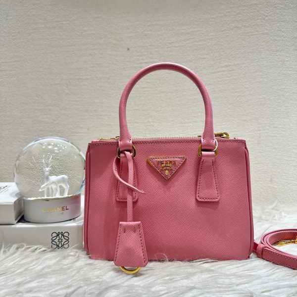 HB20558 PRADA pink galleria mini