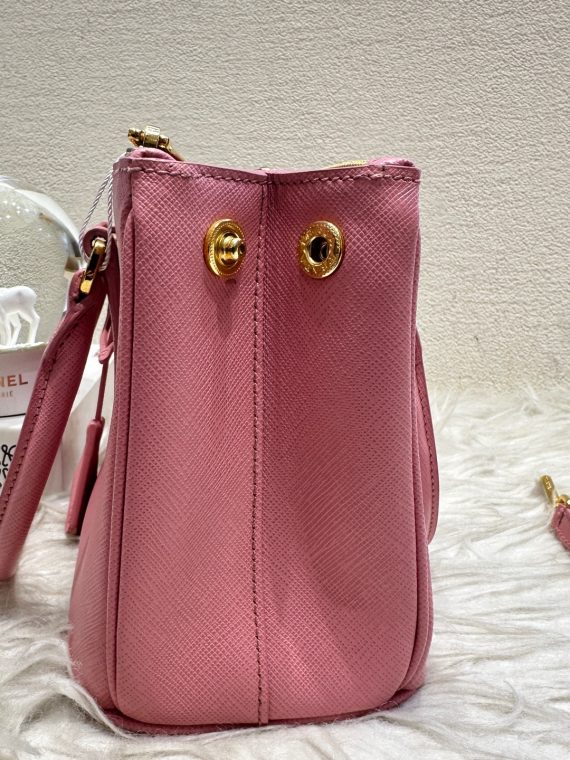 HB20558 PRADA pink galleria mini