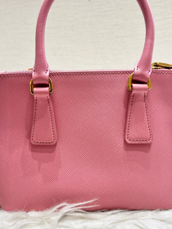 HB20558 PRADA pink galleria mini
