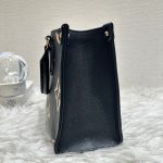 HB20565 LV ONTHEGO black and white microchipped