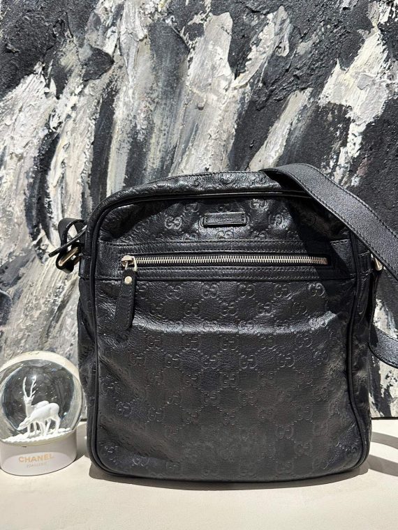 Preloved Gucci messenger bag 12569