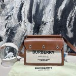 Preloved Burberry messenger bag title 13160