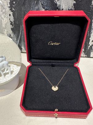 HB13922 Cartier Amulette de White Mother-of-Pearl Diamond Necklace