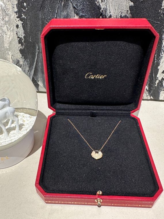 HB13922 Cartier Amulette de White Mother-of-Pearl Diamond Necklace